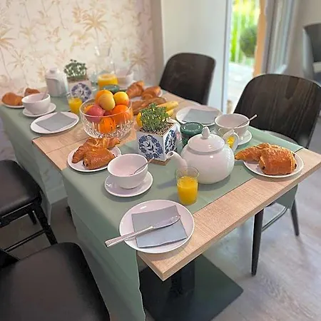 Chambre Suite B&B Bed and Breakfast 3*